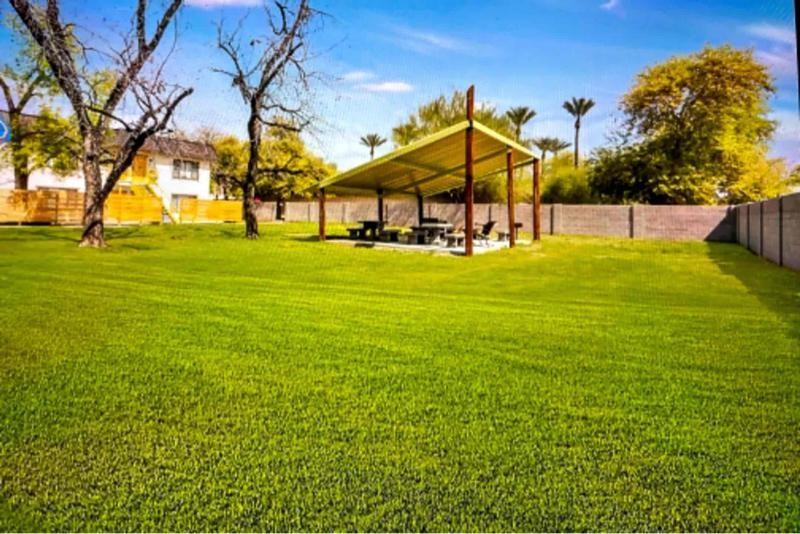 2627 N 27th St #10 - Photo 2 of 5