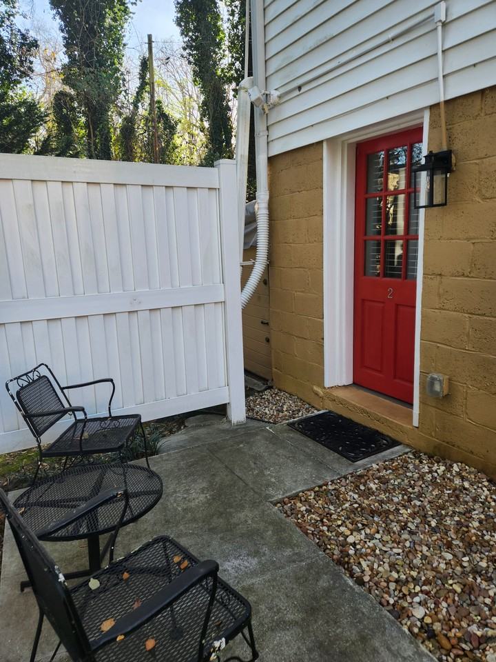 1354 E Forrest Ave #2 - Photo 2 of 15