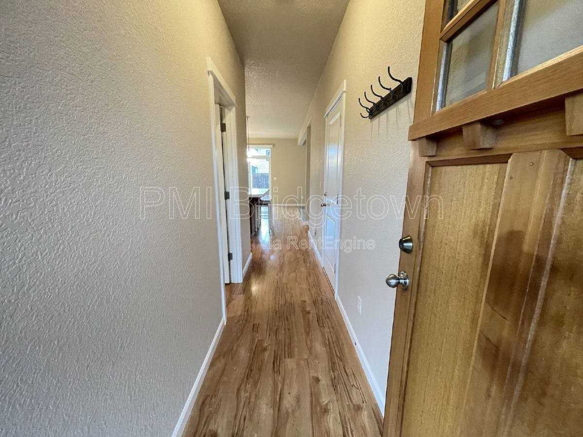 14815 Se Rupert Dr - Photo 3 of 10