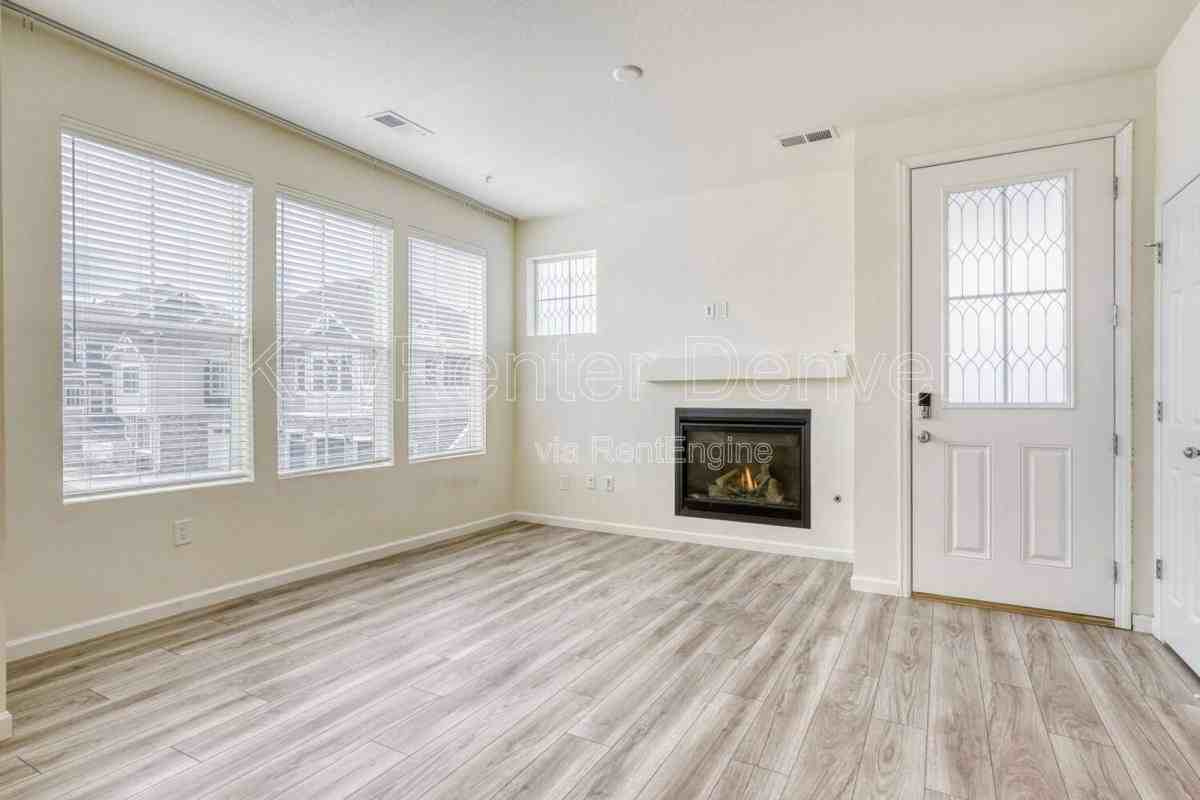 23723 E Ida Pl - Photo 3 of 10