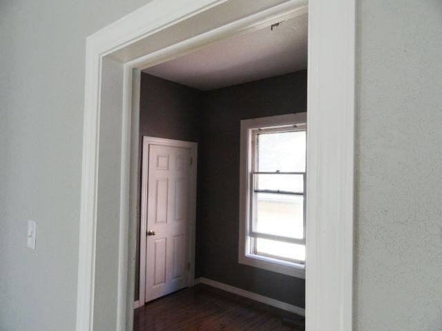 2333 N Clarkson St - Photo 3 of 7