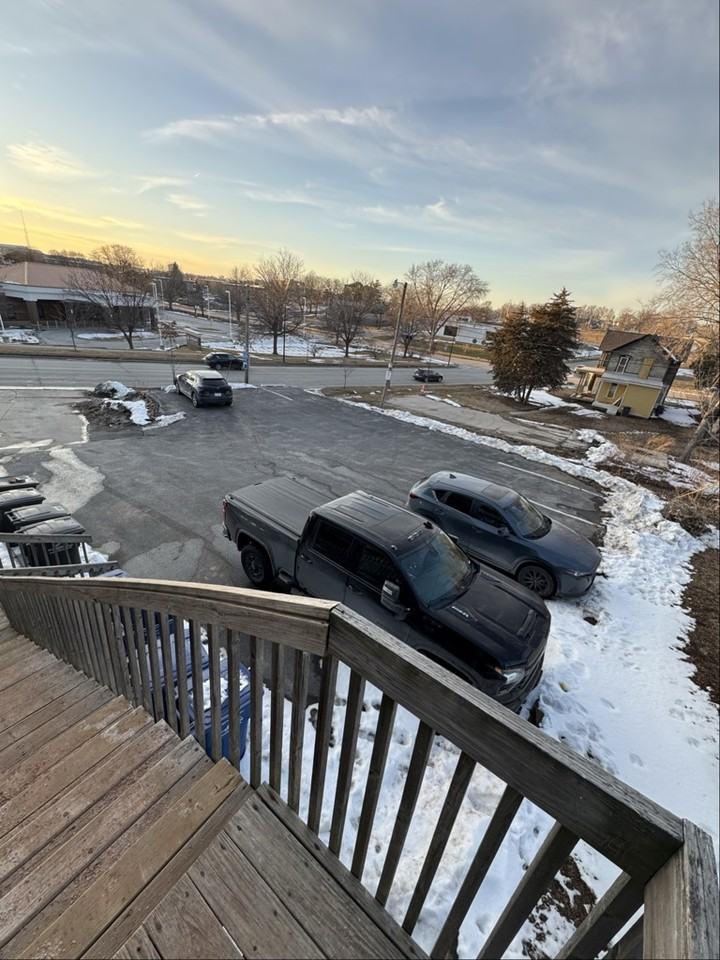 808 Des Moines St #808-1 - Photo 4 of 10