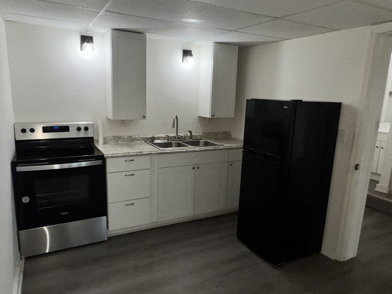 105 S Willow St #B - Photo 5 of 8