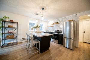 featured image of 115 N Portage Path #9