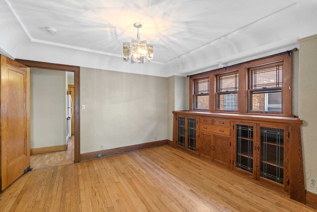 2512 N 61st St - Photo 5 of 12