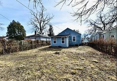 3910 E 34th St - Photo 2 of 15