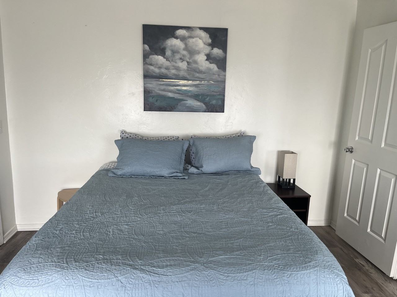 1717 Main St #1 - Photo 6 of 9