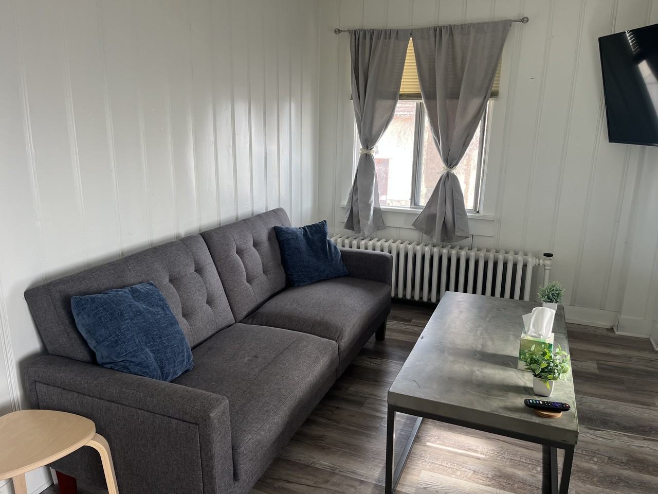 1717 Main St #1 - Photo 7 of 9