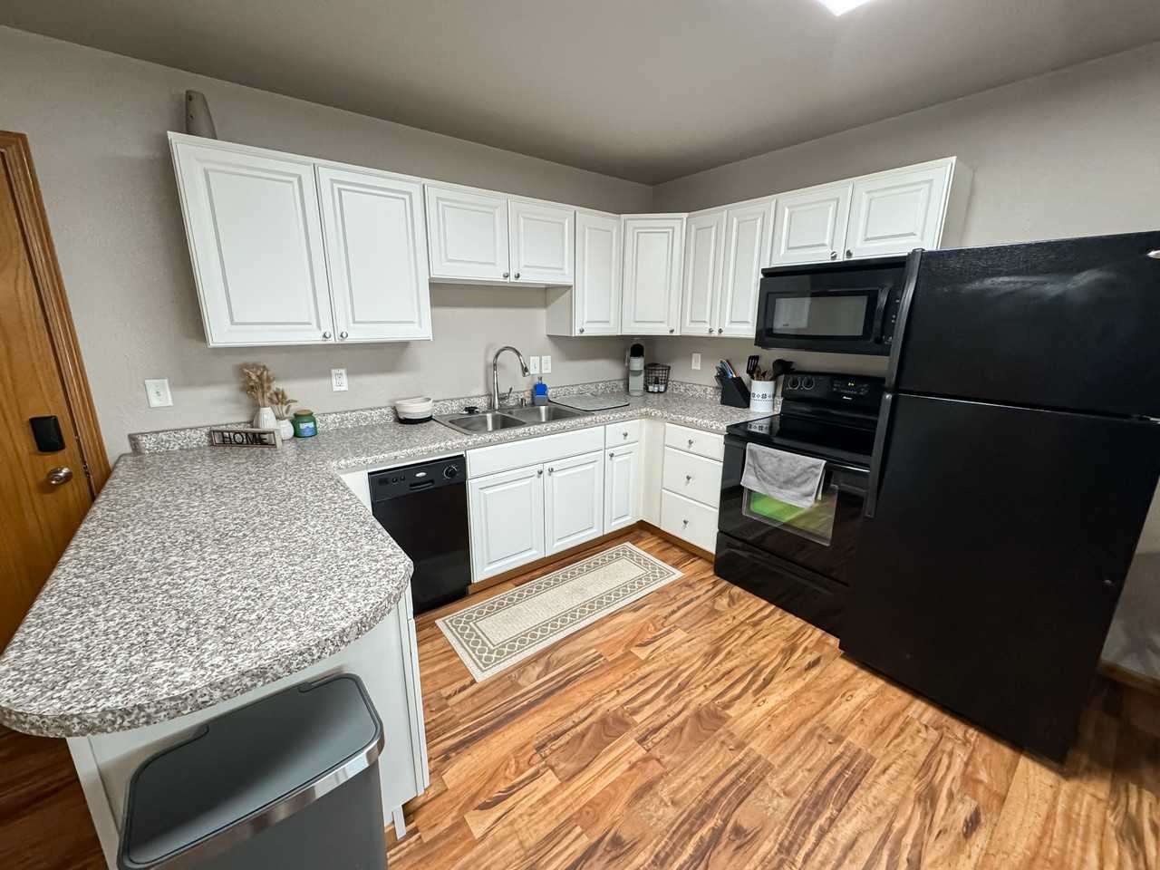 117 W Main St #5 - Photo 3 of 15