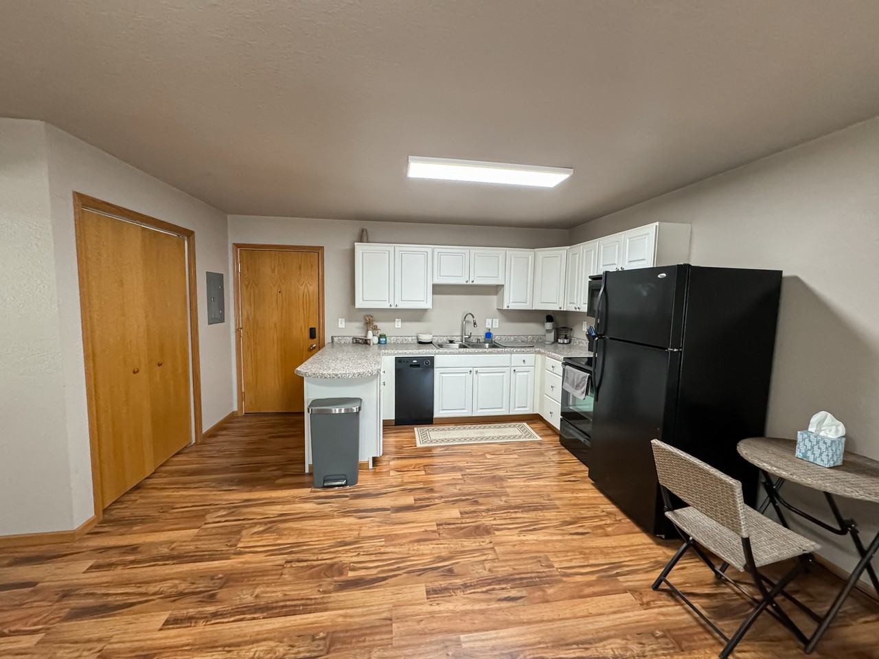 117 W Main St #5 - Photo 4 of 15