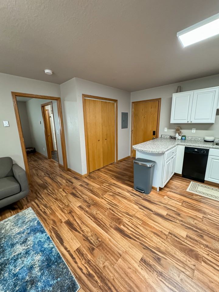 117 W Main St #5 - Photo 5 of 15