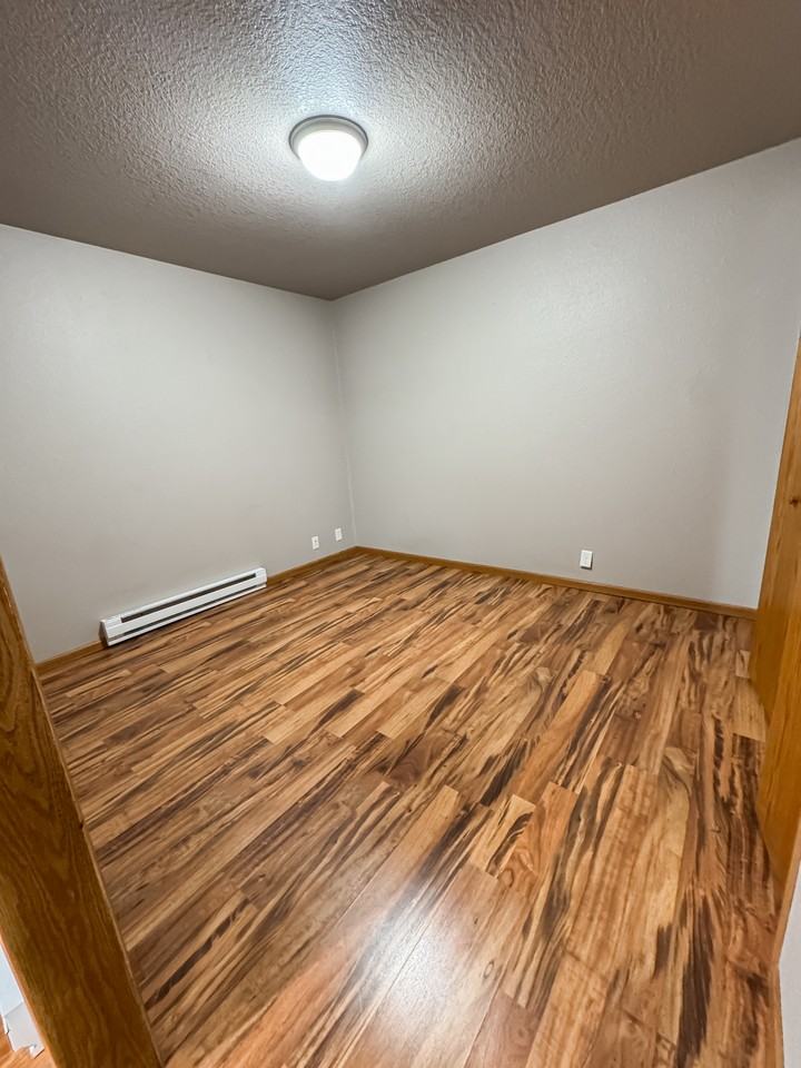 117 W Main St #4 - Photo 6 of 10