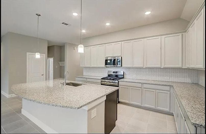 5831 Turquoise Hill Ln - Photo 2 of 12