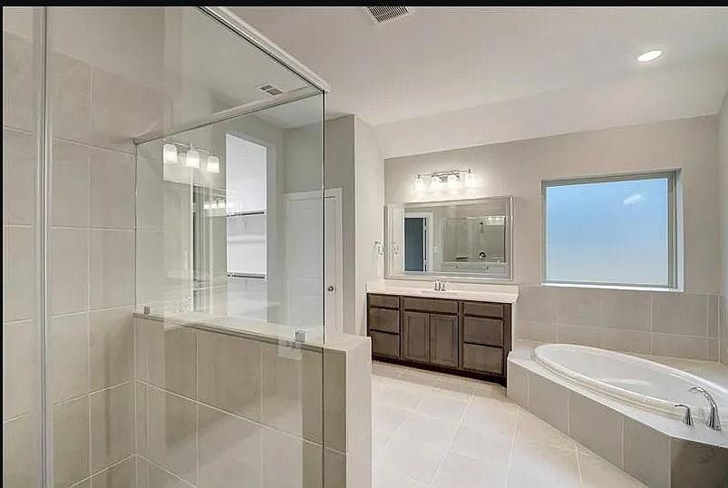 5831 Turquoise Hill Ln - Photo 5 of 12