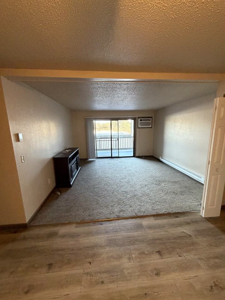 235 Echo Cir Se #212 - Photo 4 of 6