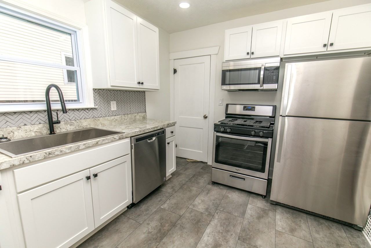 347 High St - Photo 6 of 25