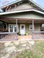 featured image of 1093 W Sloan St