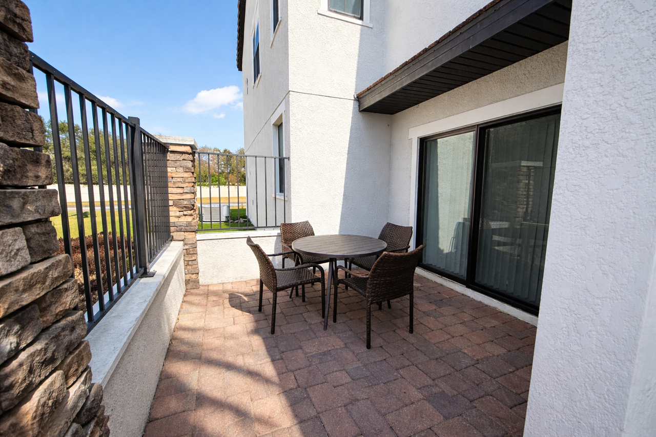 141 Kenny Blvd - Photo 2 of 12