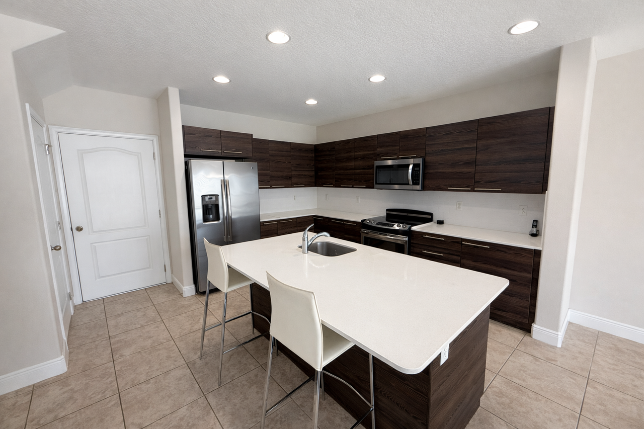 141 Kenny Blvd - Photo 4 of 12