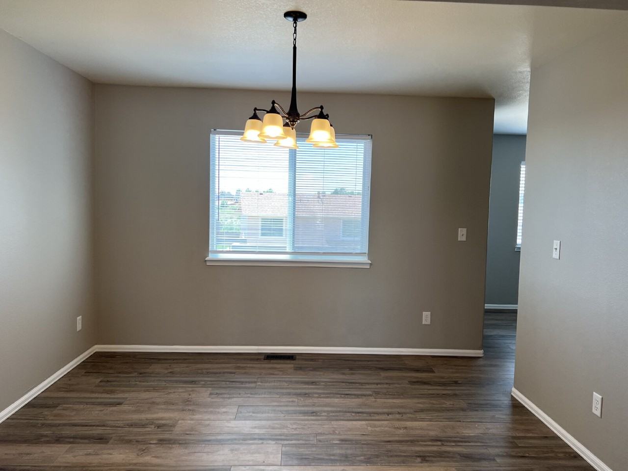 7456 Twin Valley Ter - Photo 7 of 21