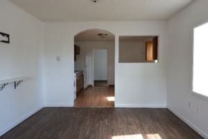 featured image of 813 W 6th St