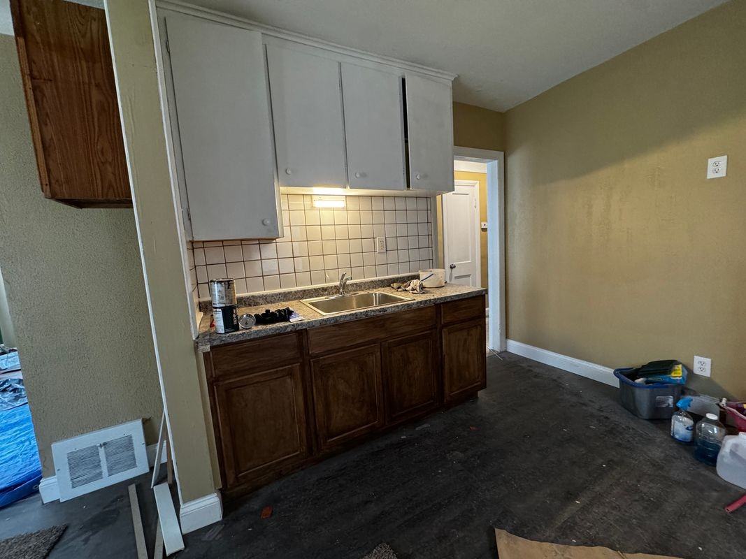 11092 Engleside St - Photo 5 of 10