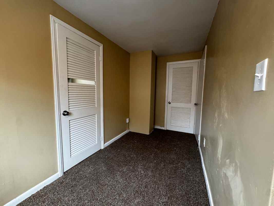 11092 Engleside St - Photo 7 of 10