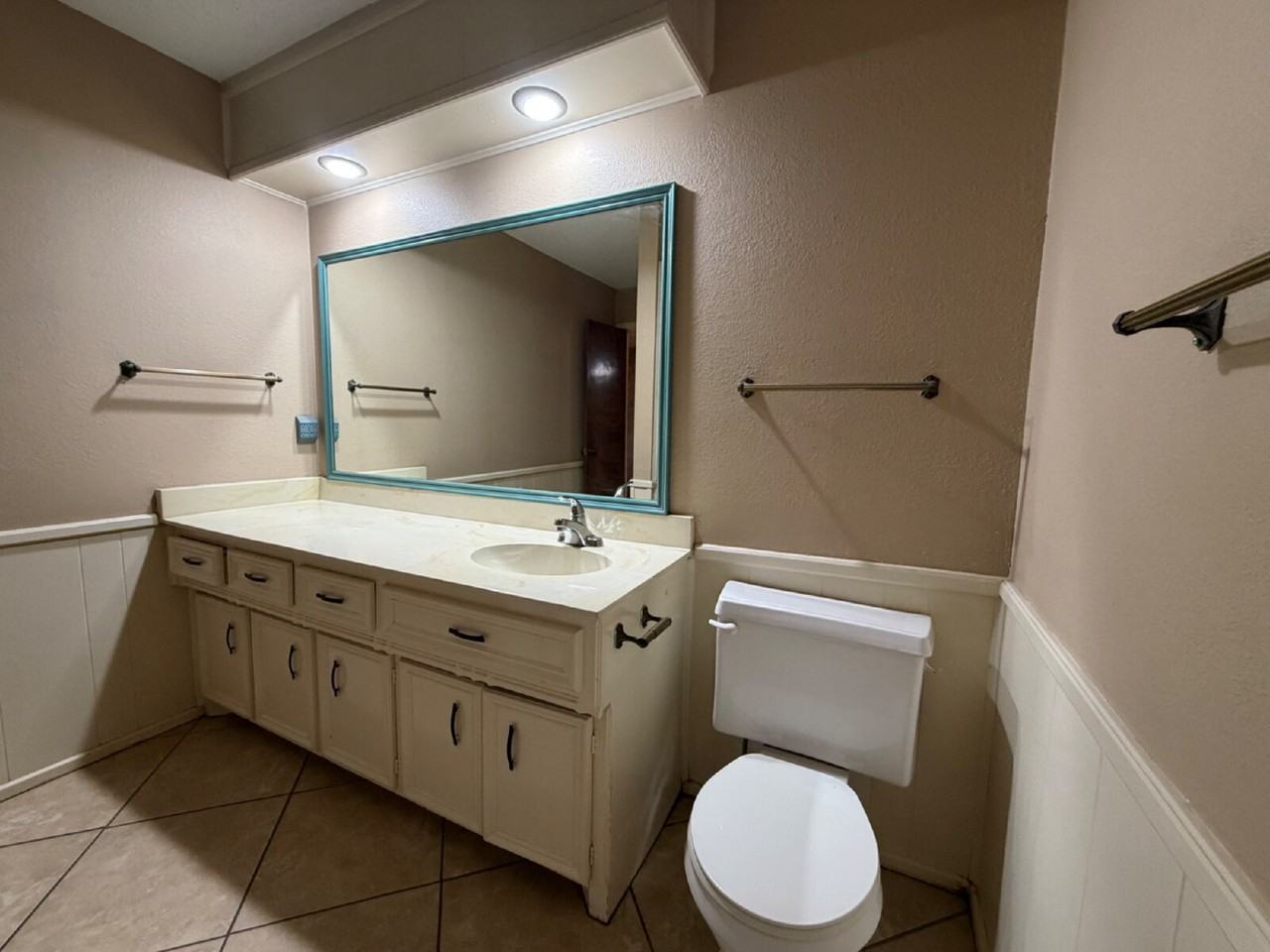 3107 75th St - Photo 7 of 14