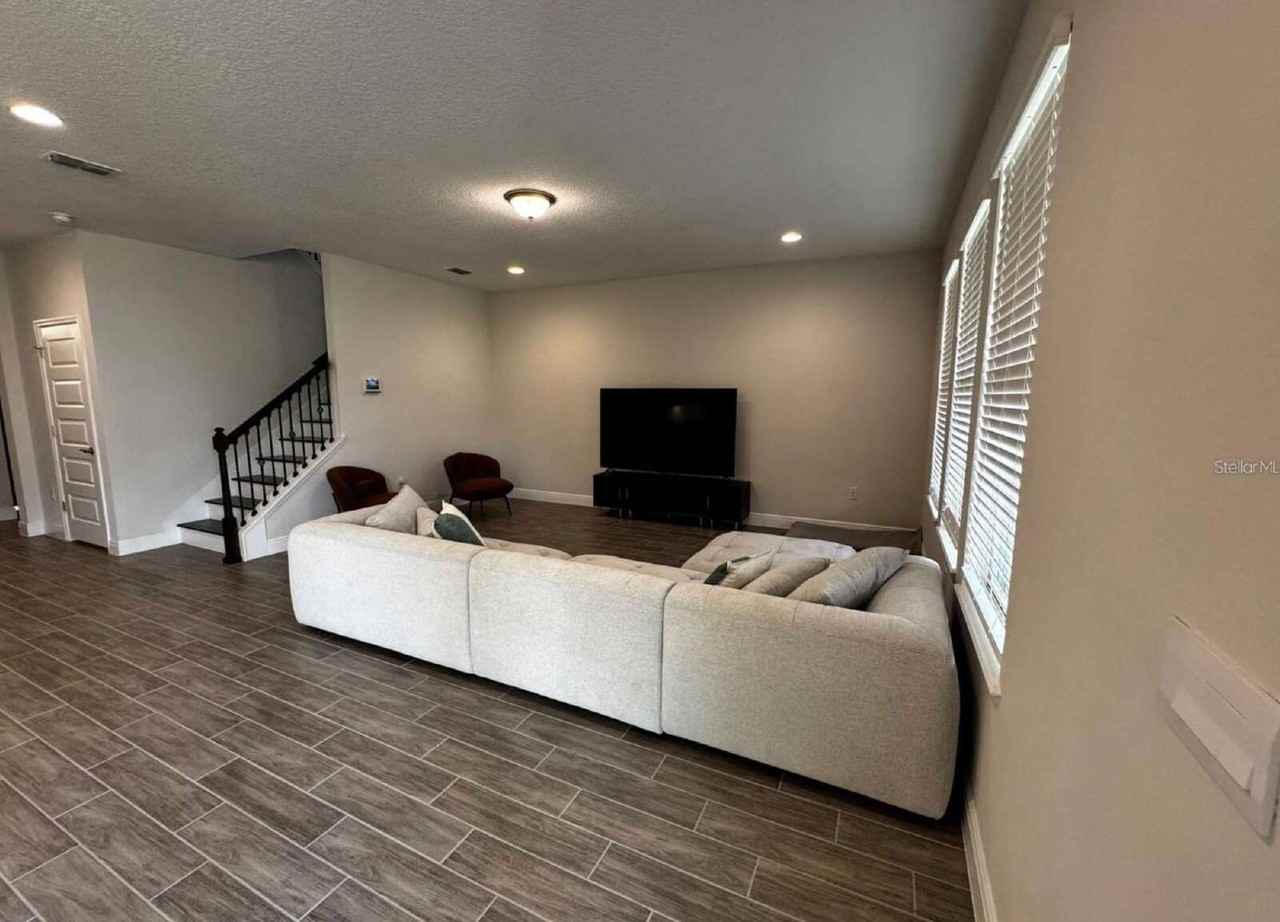 12763 Charmed Dr - Photo 3 of 23