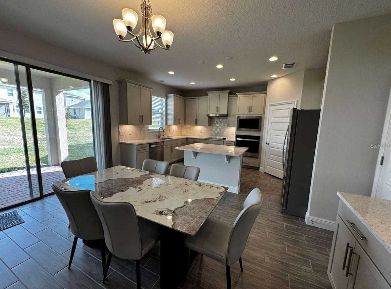 12763 Charmed Dr - Photo 7 of 23