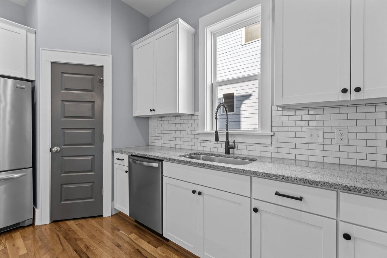 124 Rock Ledge Dr - Photo 4 of 44