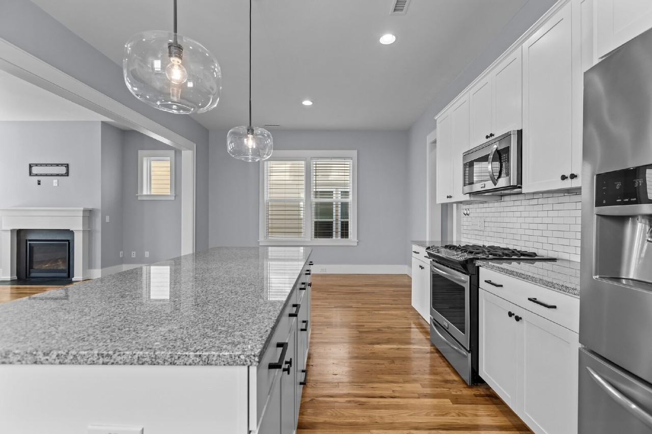 124 Rock Ledge Dr - Photo 5 of 44