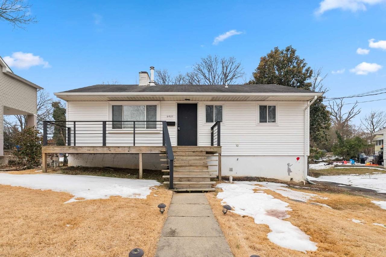 6451 Maplewood Dr - Photo 2 of 25