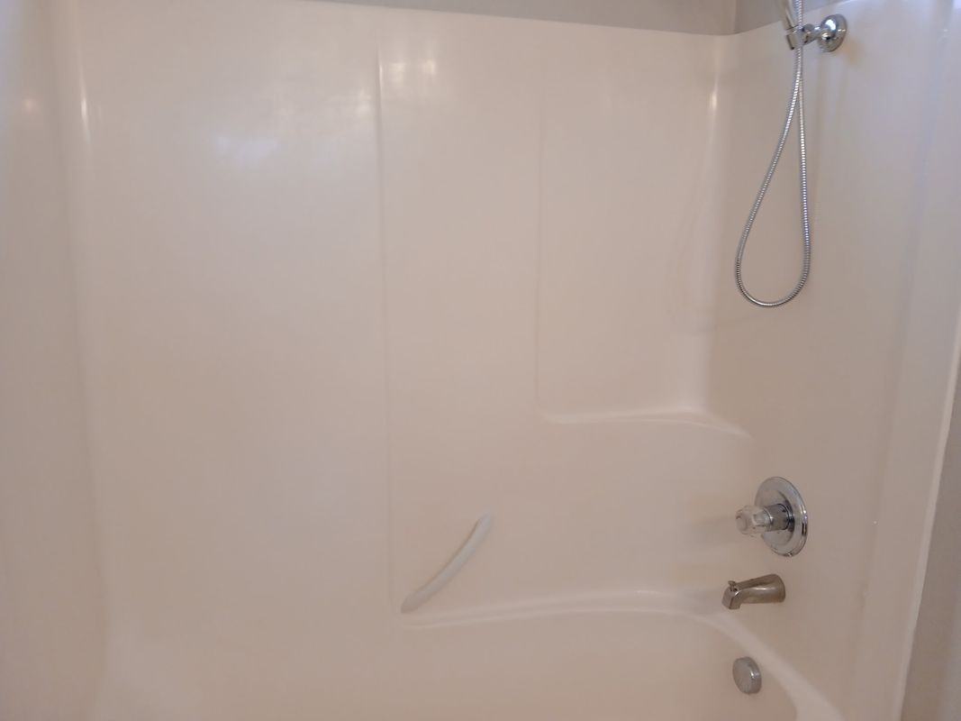 348 Ne 79th Ave - Photo 4 of 17