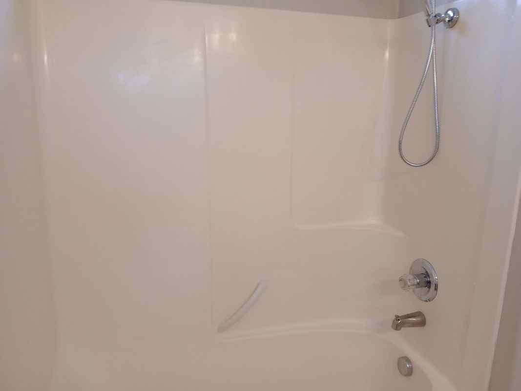 348 Ne 79th Ave - Photo 7 of 17