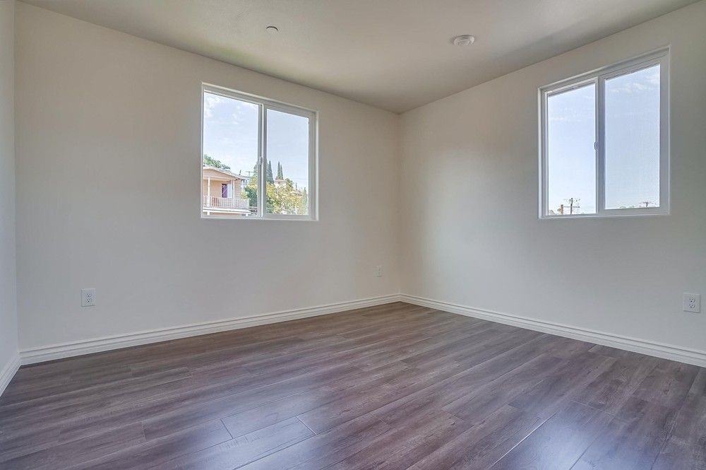 4138 Blanchard St - Photo 5 of 20