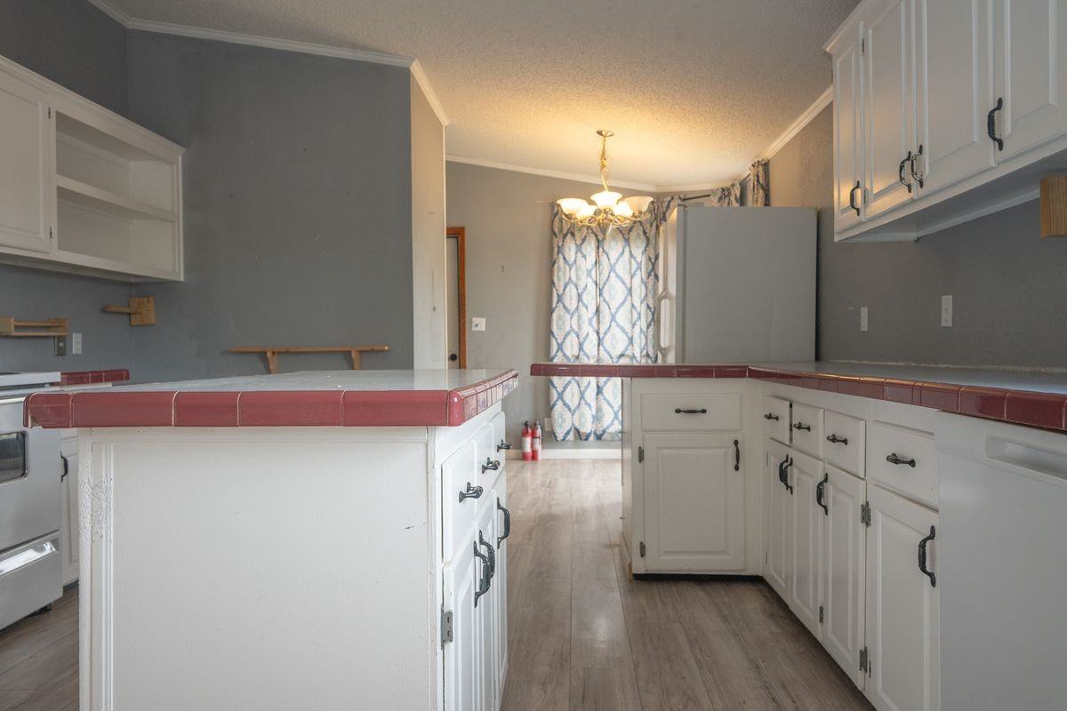 1000 County Road 201 - Photo 7 of 16