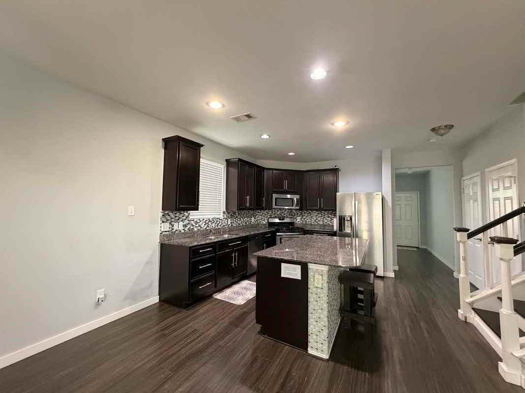 11962 Dalkey Dr - Photo 2 of 15