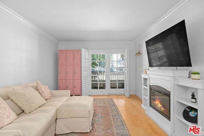 1125 Pico Blvd ##102 - Photo 2 of 19