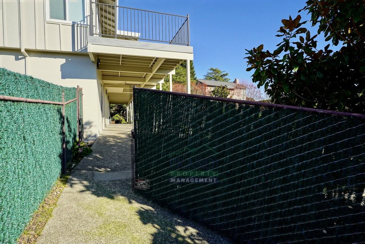 62A Dunfries Ter - Photo 3 of 19