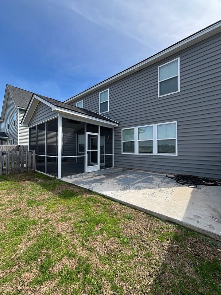 416 Squire Pope Rd - Photo 7 of 10