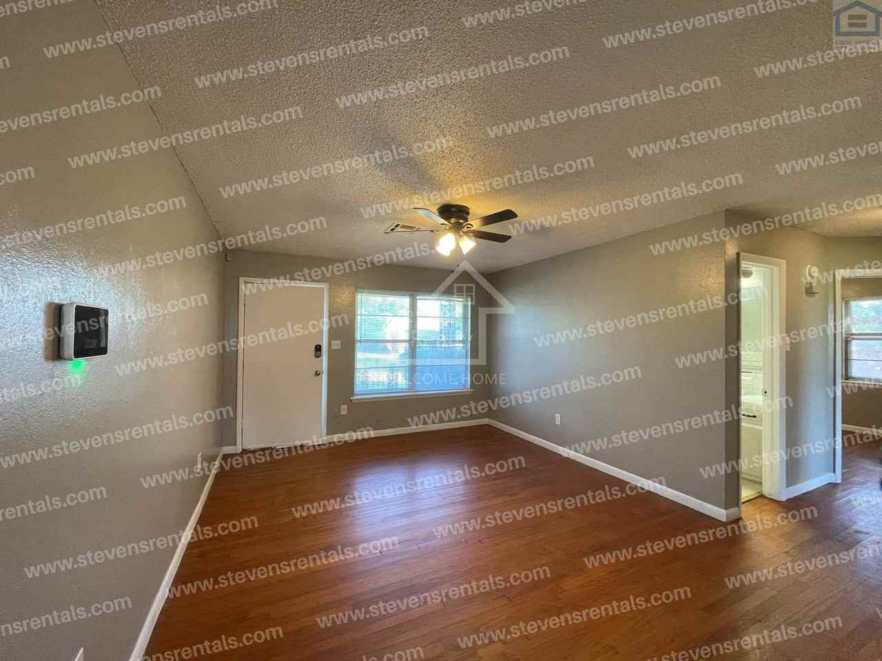 5804 Nw Liberty Ave - Photo 6 of 24