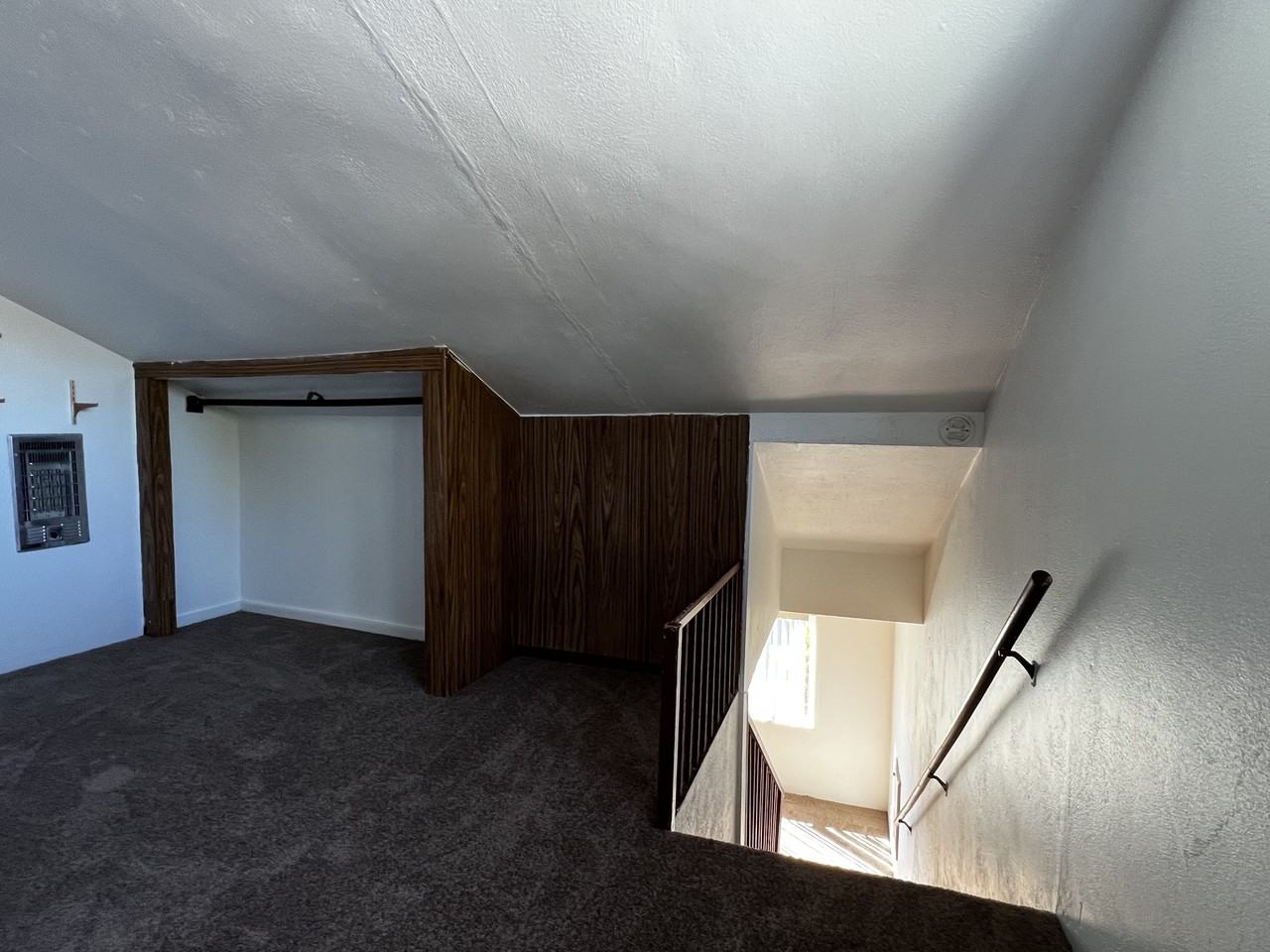 1120 Villa Way A #B - Photo 2 of 10