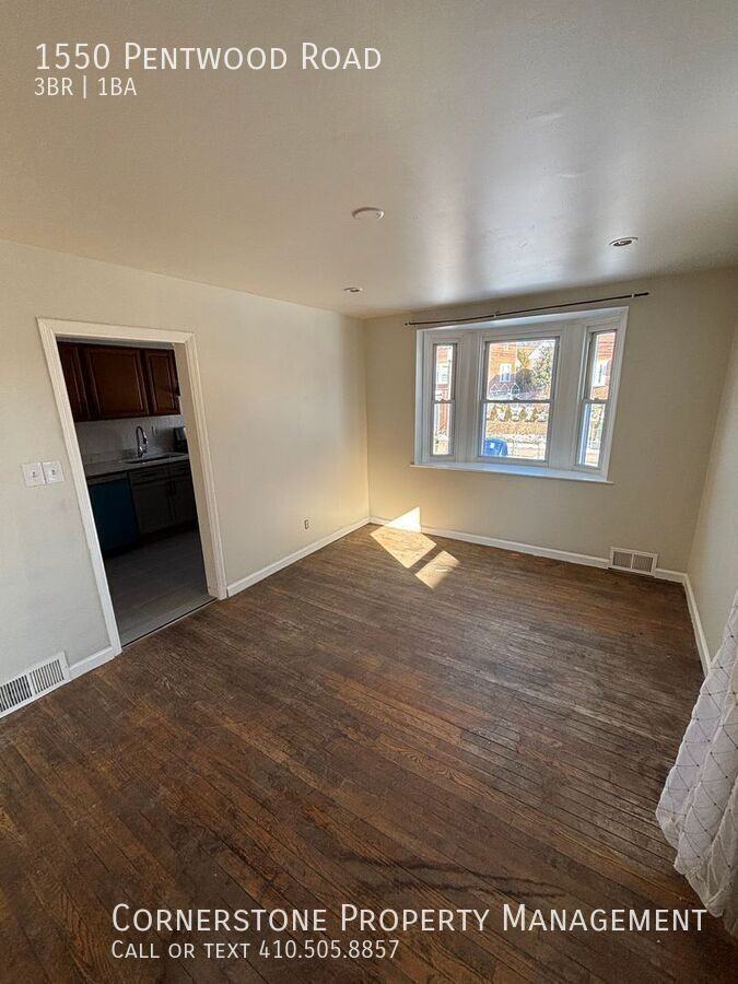 1550 Pentwood Rd - Photo 2 of 9