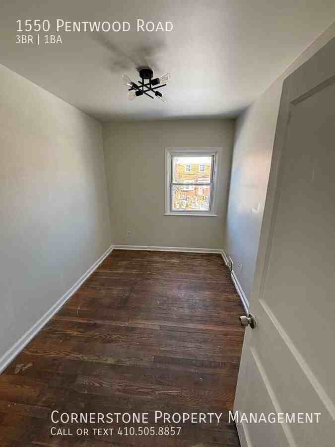 1550 Pentwood Rd - Photo 7 of 9