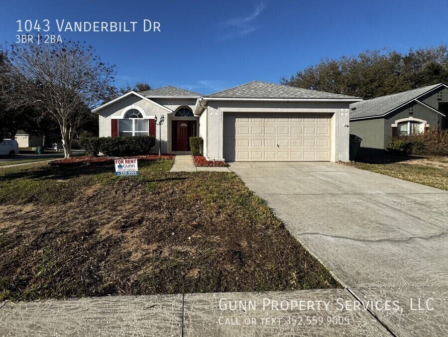 1043 Vanderbilt Dr