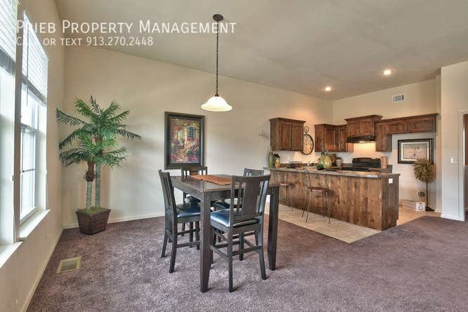 267 N Ferrel St - Photo 5 of 28