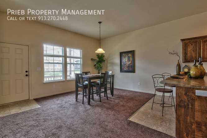 267 N Ferrel St - Photo 7 of 28