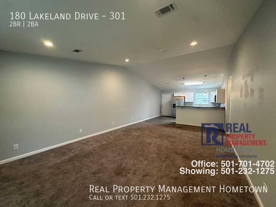 180 Lakeland Dr #301 - Photo 2 of 11