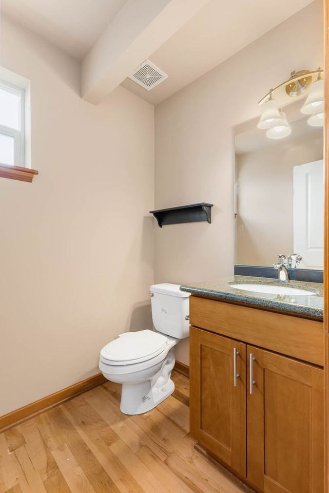 14539 32nd Ave Ne #C - Photo 2 of 20